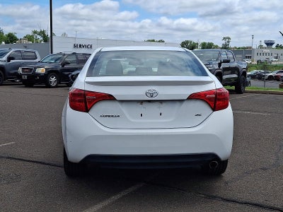 2018 Toyota Corolla SE CVT (Natl)