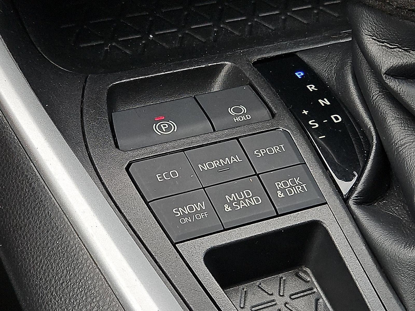 2021 Toyota RAV4 XLE AWD (Natl)