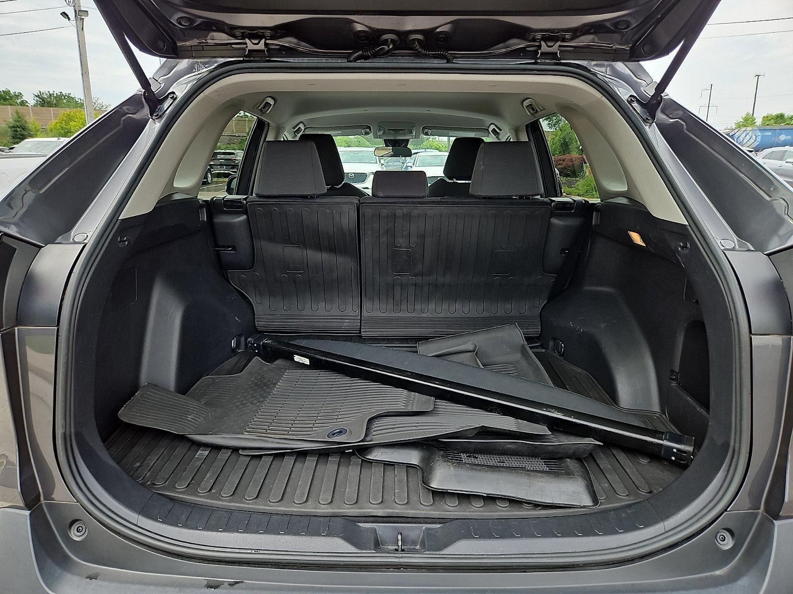2021 Toyota RAV4 XLE AWD (Natl)