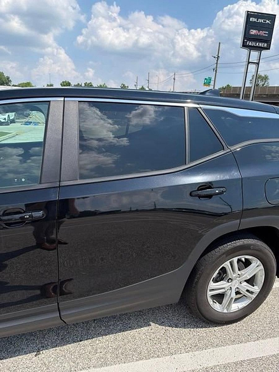 2023 GMC Terrain FWD 4dr SLE