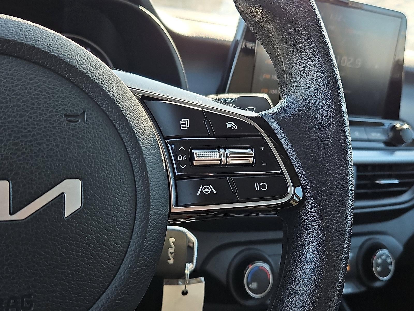 2022 Kia Forte LXS IVT