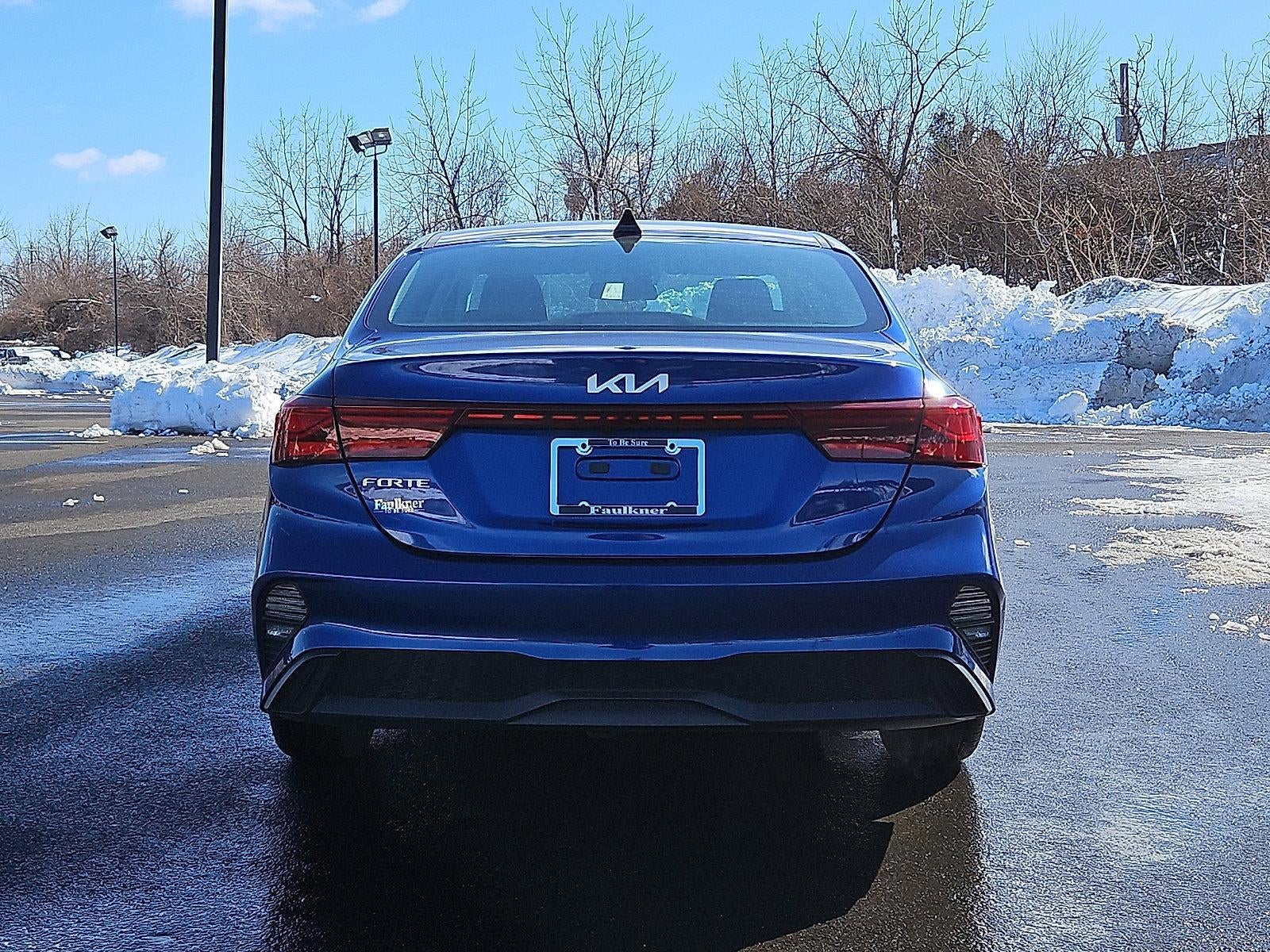 2022 Kia Forte LXS IVT