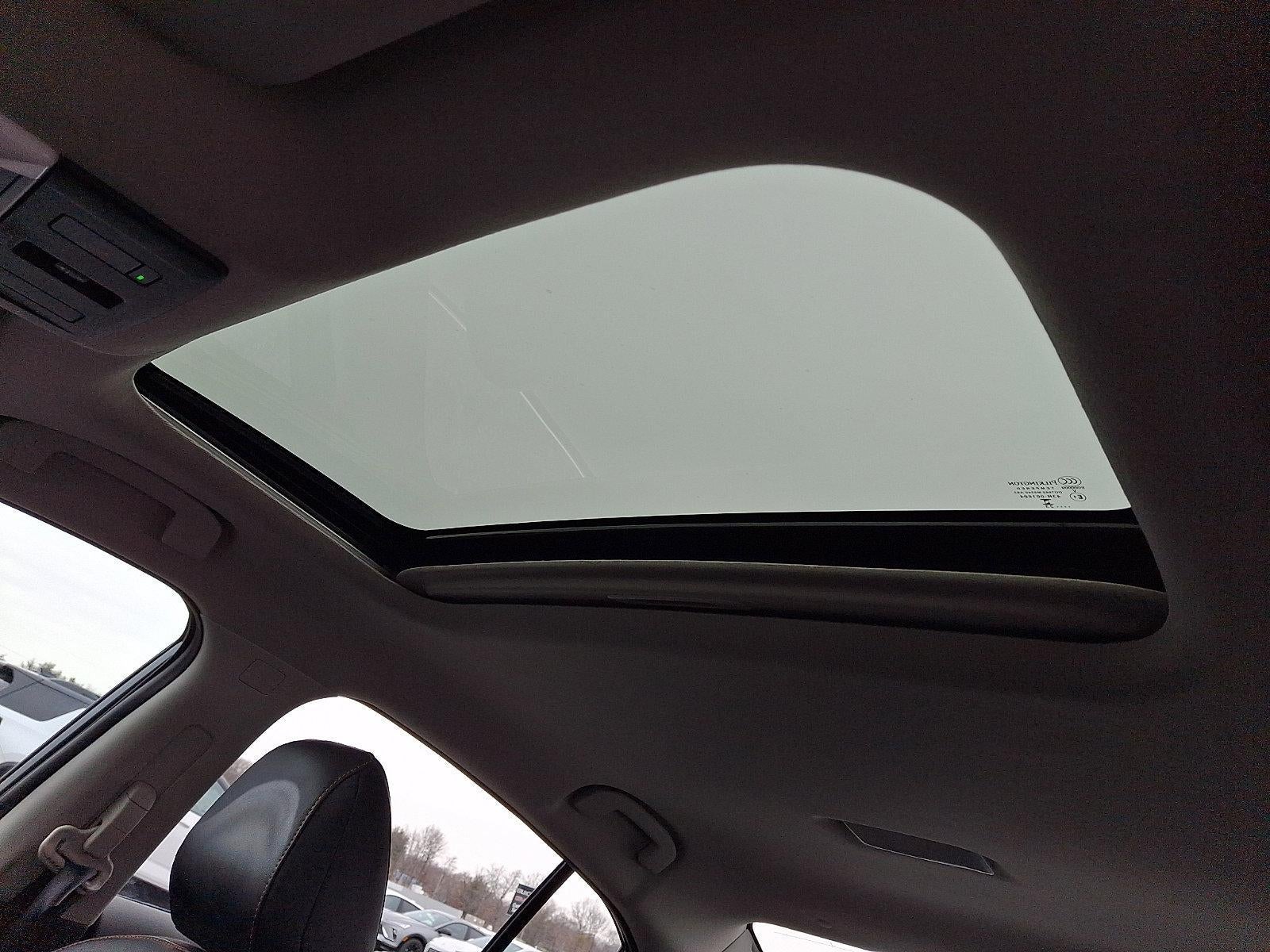 2023 Nissan Sentra SR CVT