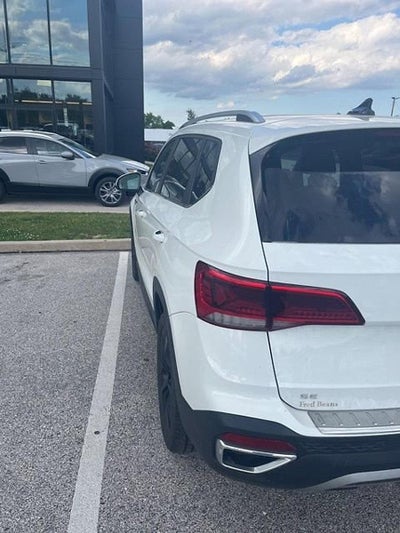 2023 Volkswagen Taos SE 4MOTION *Ltd Avail*