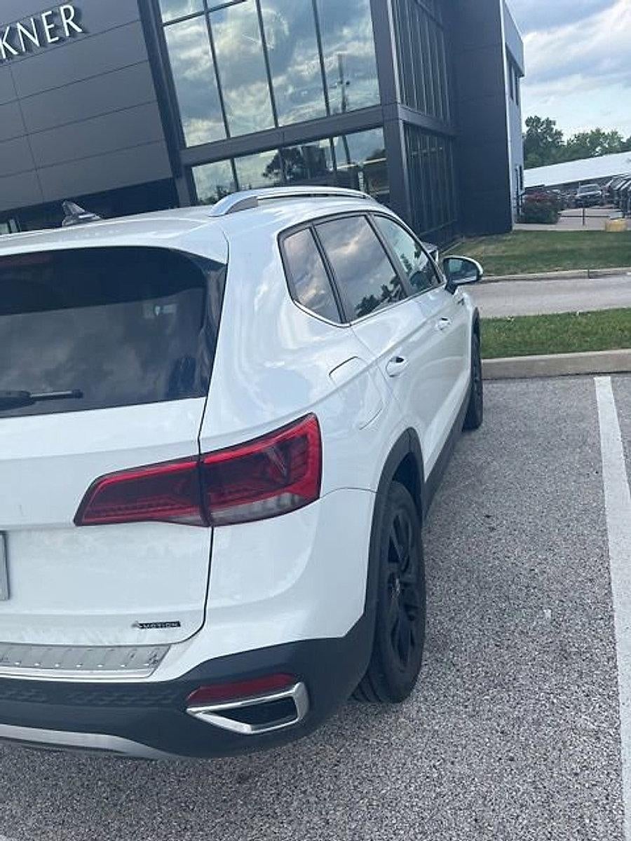 2023 Volkswagen Taos SE 4MOTION *Ltd Avail*