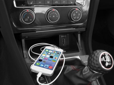 2017 Volkswagen Golf GTI 2.0T 4-Door Sport DSG