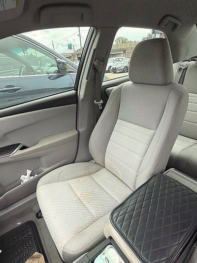 2015 Toyota Camry 4dr Sdn I4 Auto LE (SE)