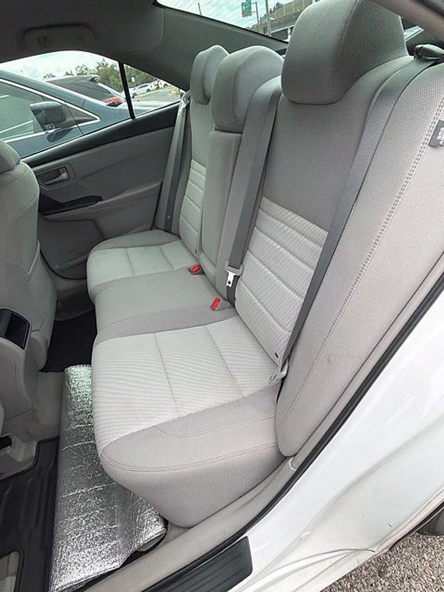 2015 Toyota Camry 4dr Sdn I4 Auto LE (SE)