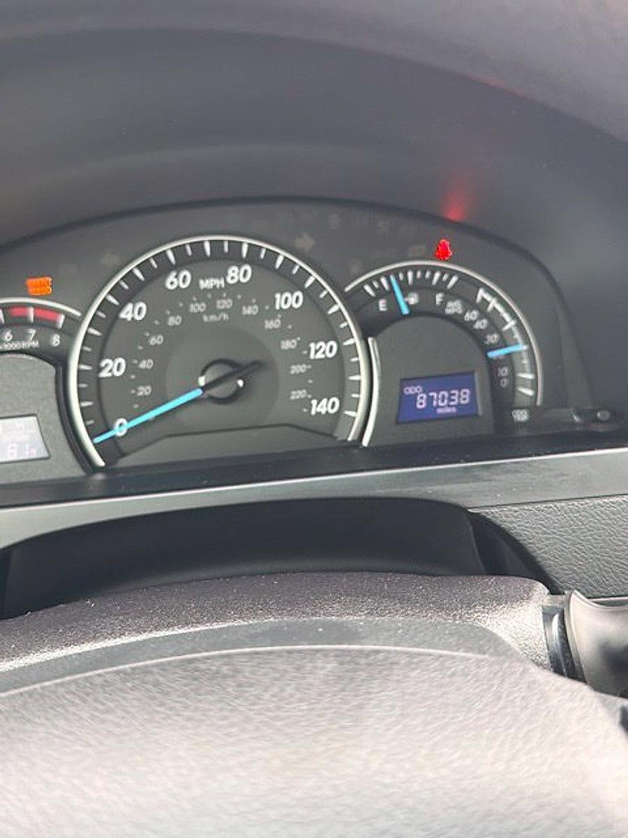 2015 Toyota Camry 4dr Sdn I4 Auto LE (SE)
