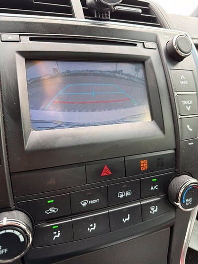 2015 Toyota Camry 4dr Sdn I4 Auto LE (SE)