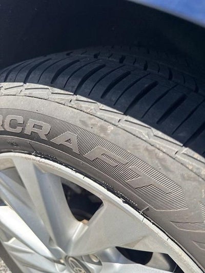 2023 Toyota Camry LE Auto (SE)