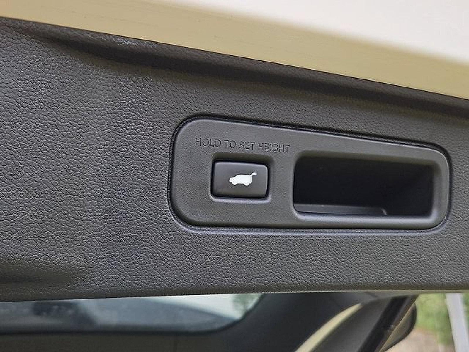 2024 Honda Pilot EX-L 8 Passenger AWD