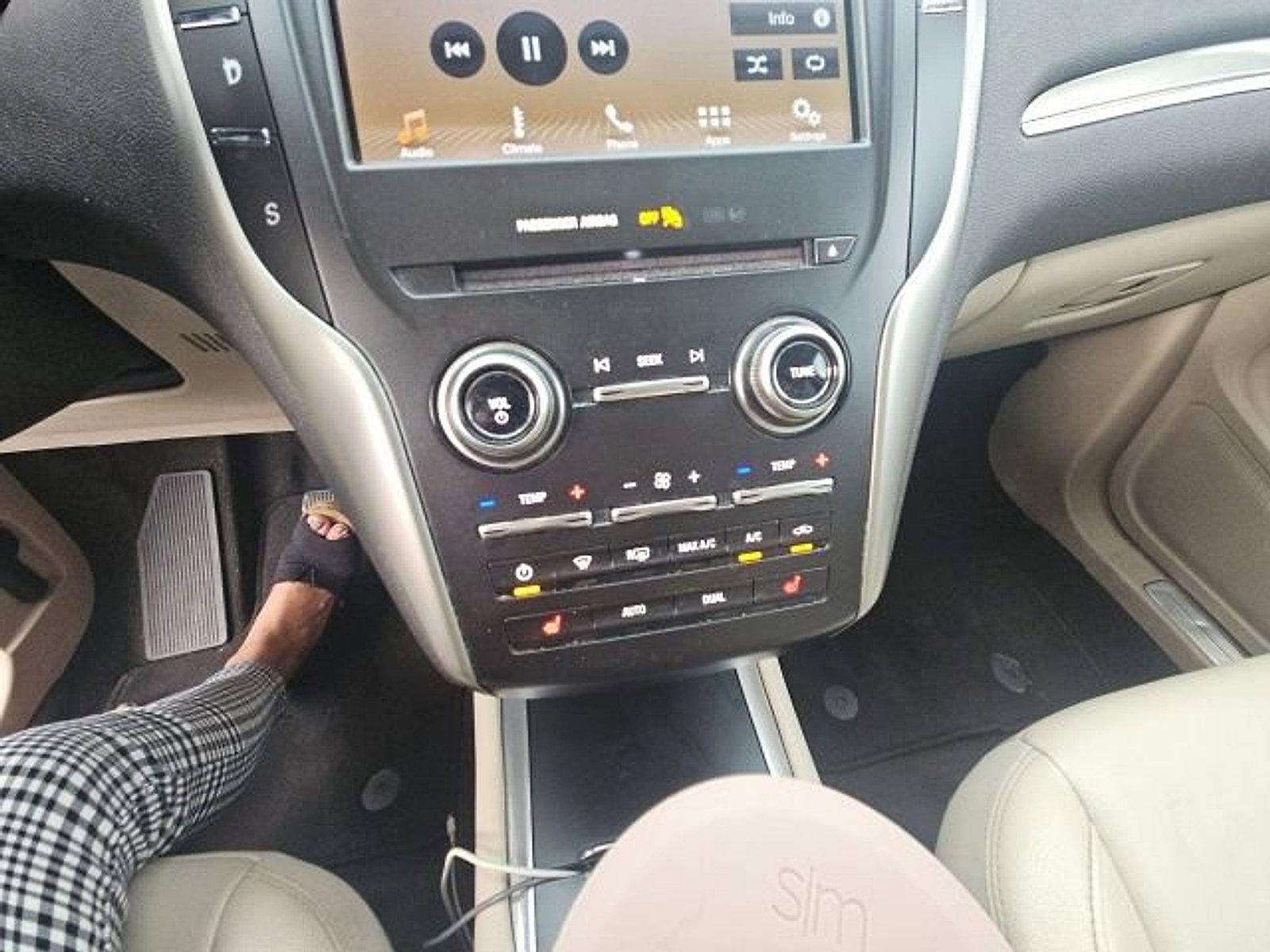 2019 Lincoln MKC Standard FWD