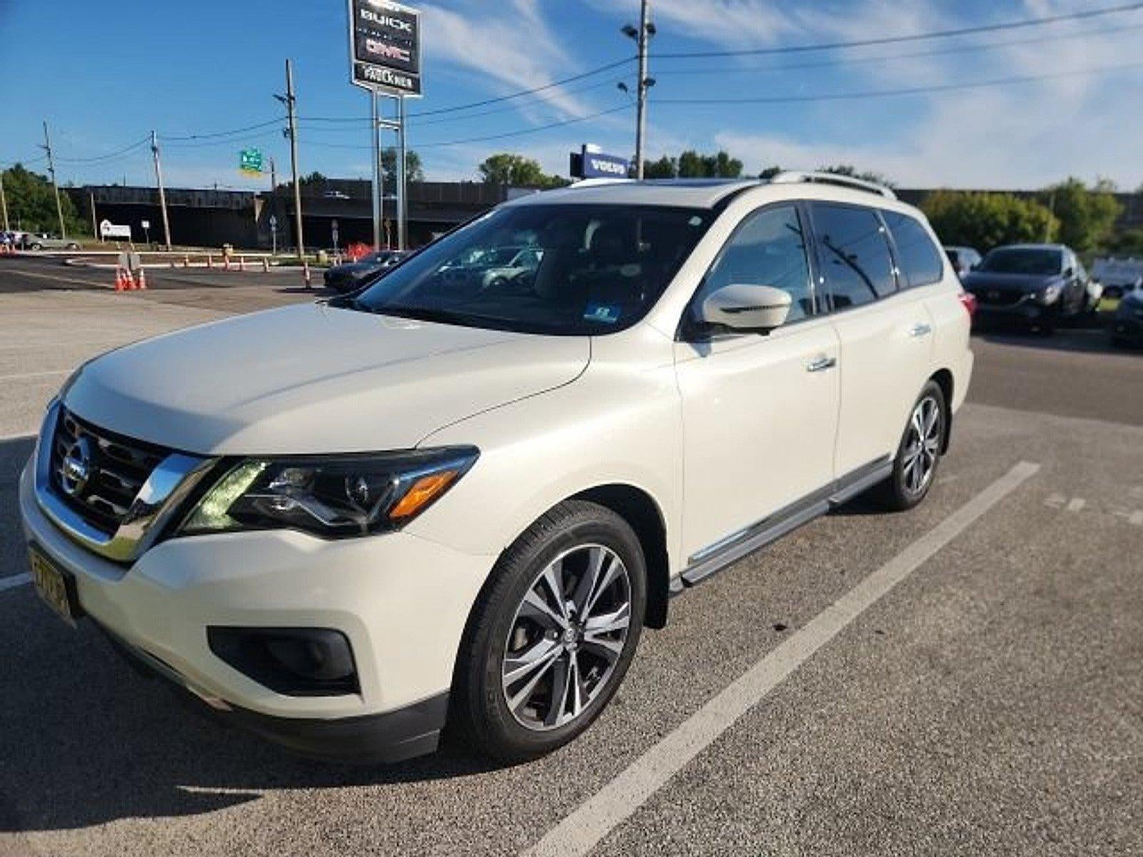 2017 Nissan Pathfinder 4x4 Platinum