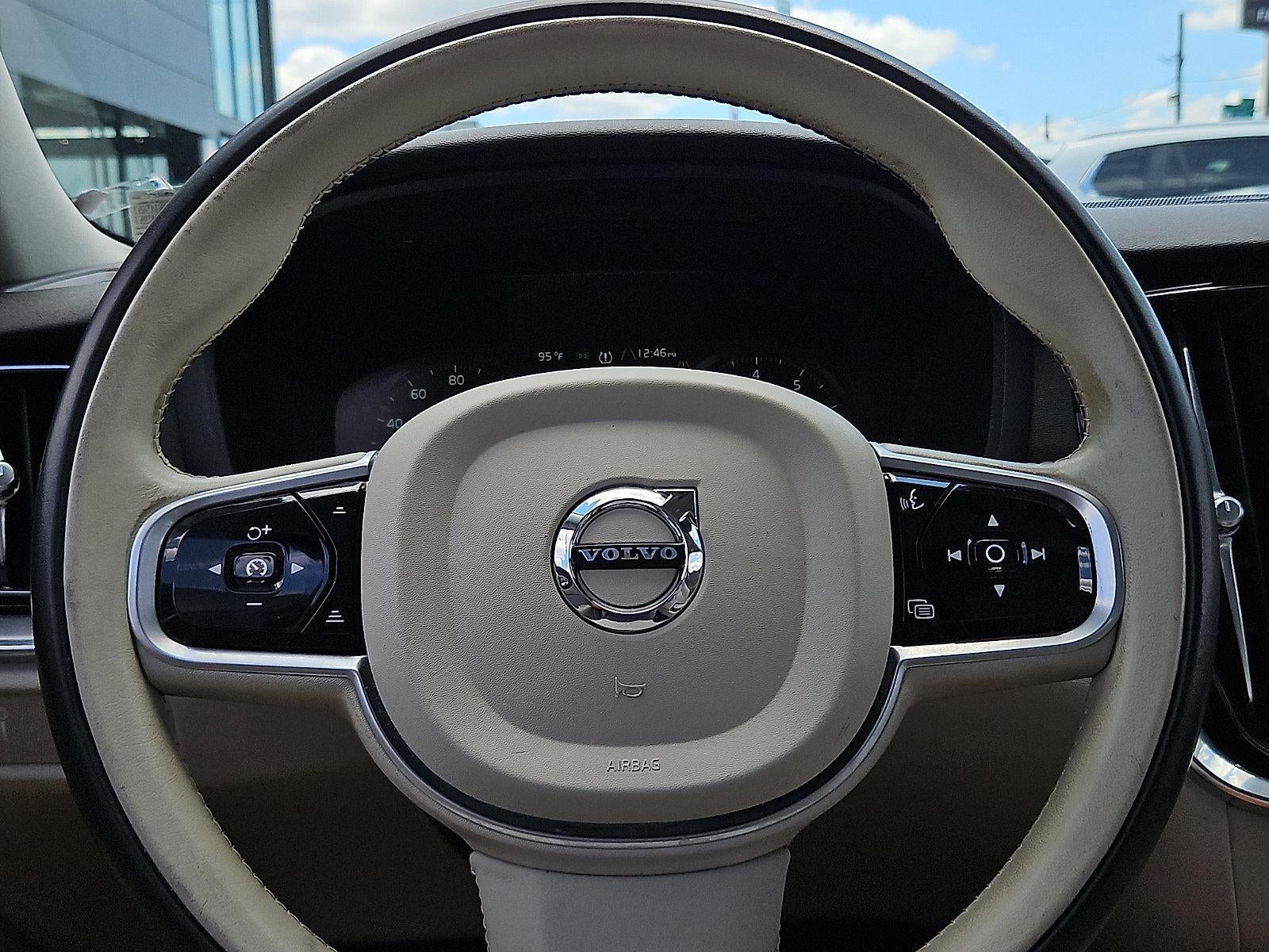 2020 Volvo S60 T6 AWD Momentum