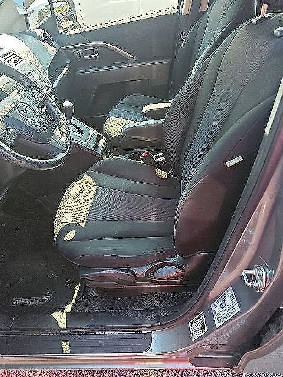 2013 Mazda Mazda5 4dr Wgn Auto Sport