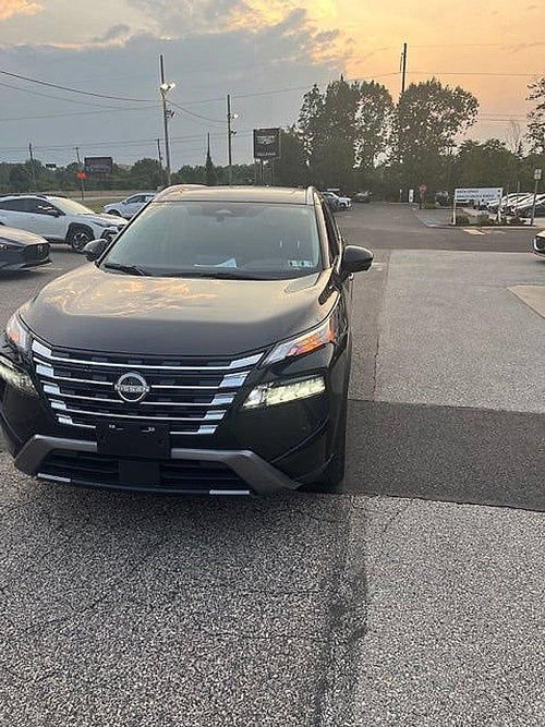 2025 Nissan Rogue AWD SL