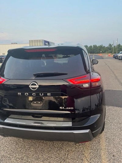 2025 Nissan Rogue AWD SL