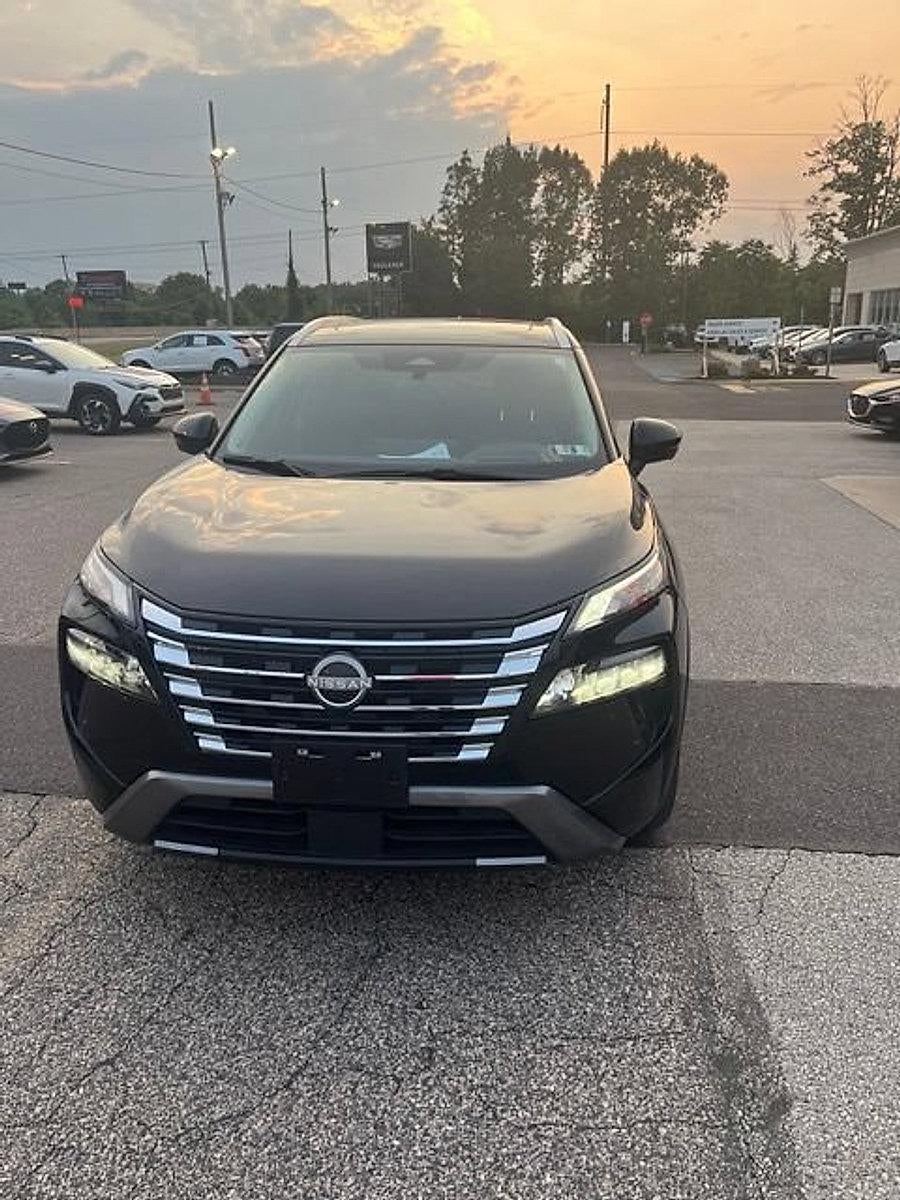 2025 Nissan Rogue AWD SL