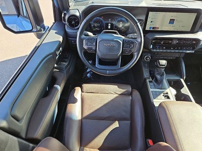 2025 Toyota Land Cruiser 4WD (Natl)