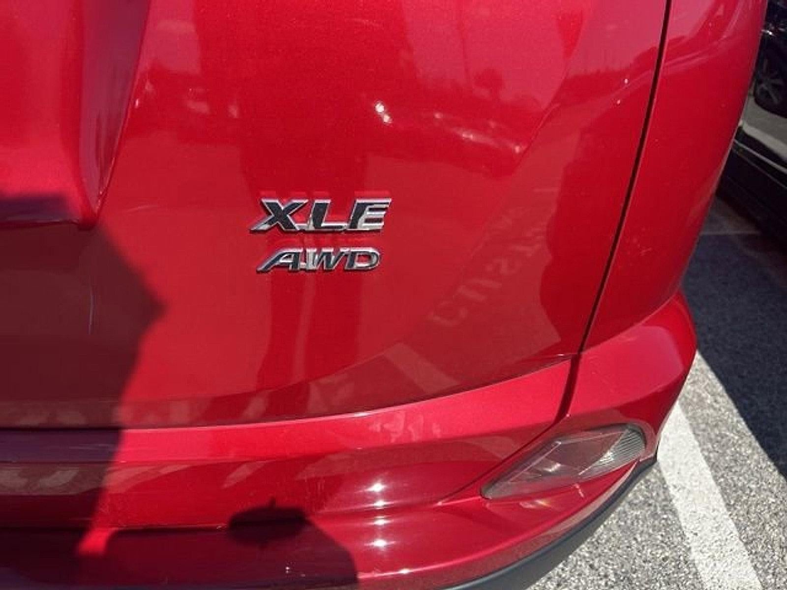 2017 Toyota RAV4 XLE AWD (Natl)