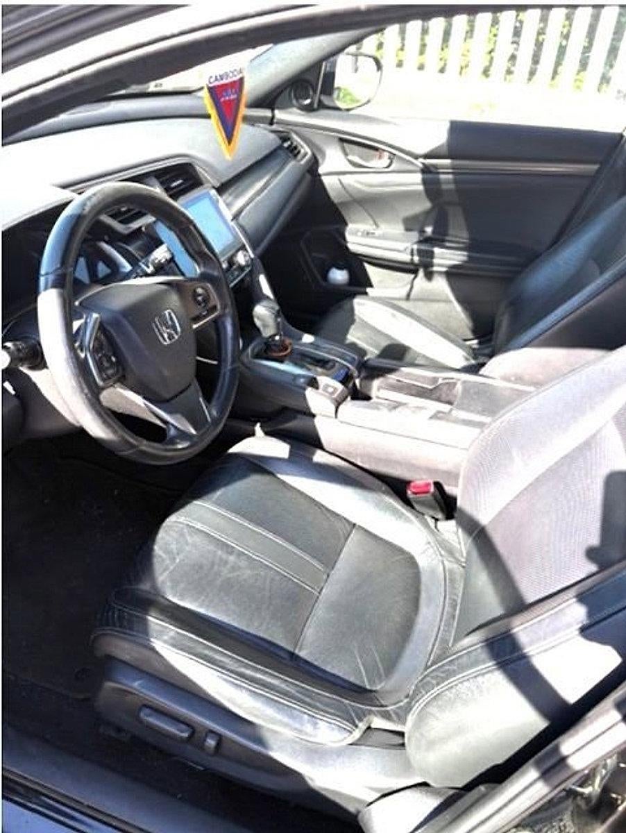 2018 Honda Civic Hatchback EX-L Navi CVT