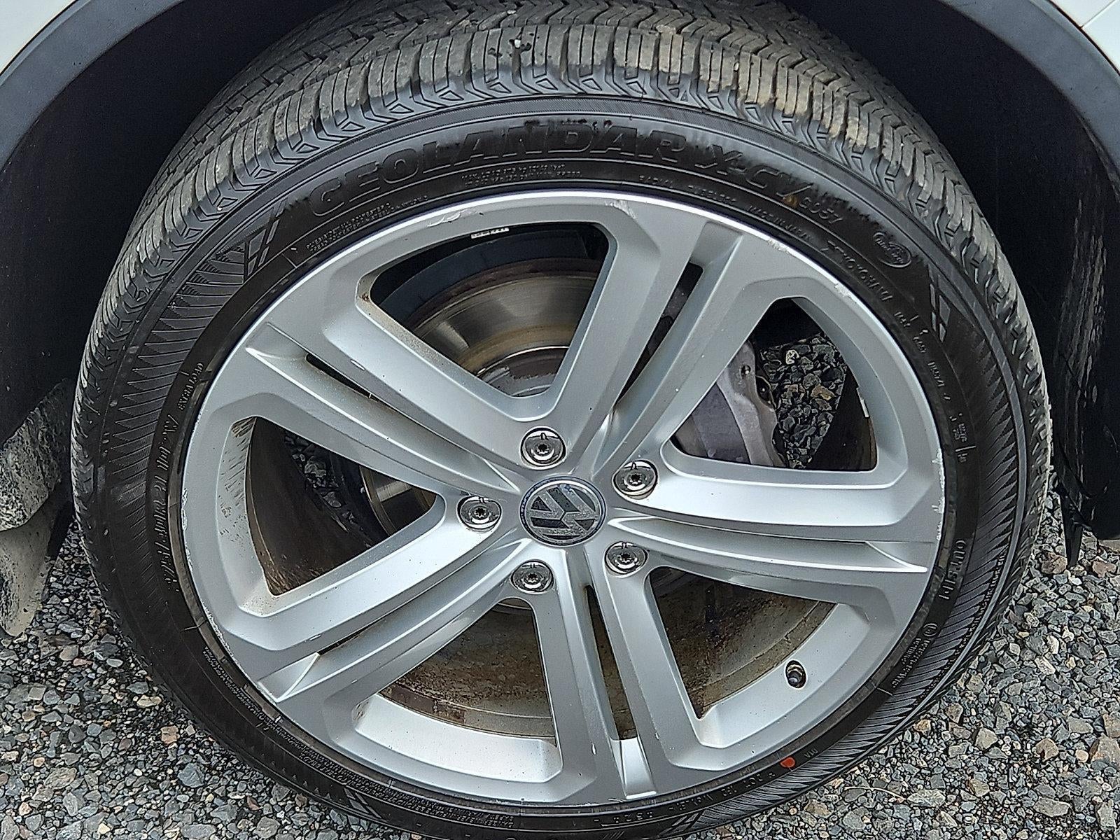 2017 Volkswagen Touareg V6 Executive