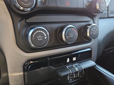 2019 RAM 1500 Big Horn/Lone Star 4x4 Crew Cab 5'7" Box