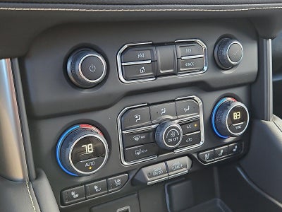 2024 Chevrolet Suburban 4WD Premier