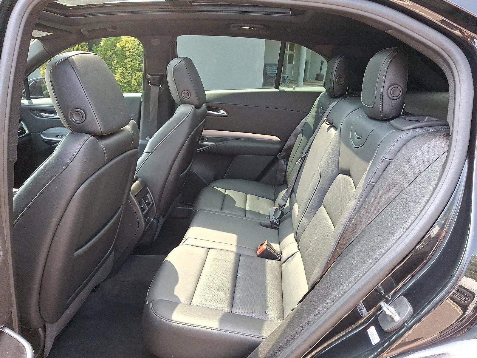 2023 Cadillac XT4 AWD 4dr Premium Luxury