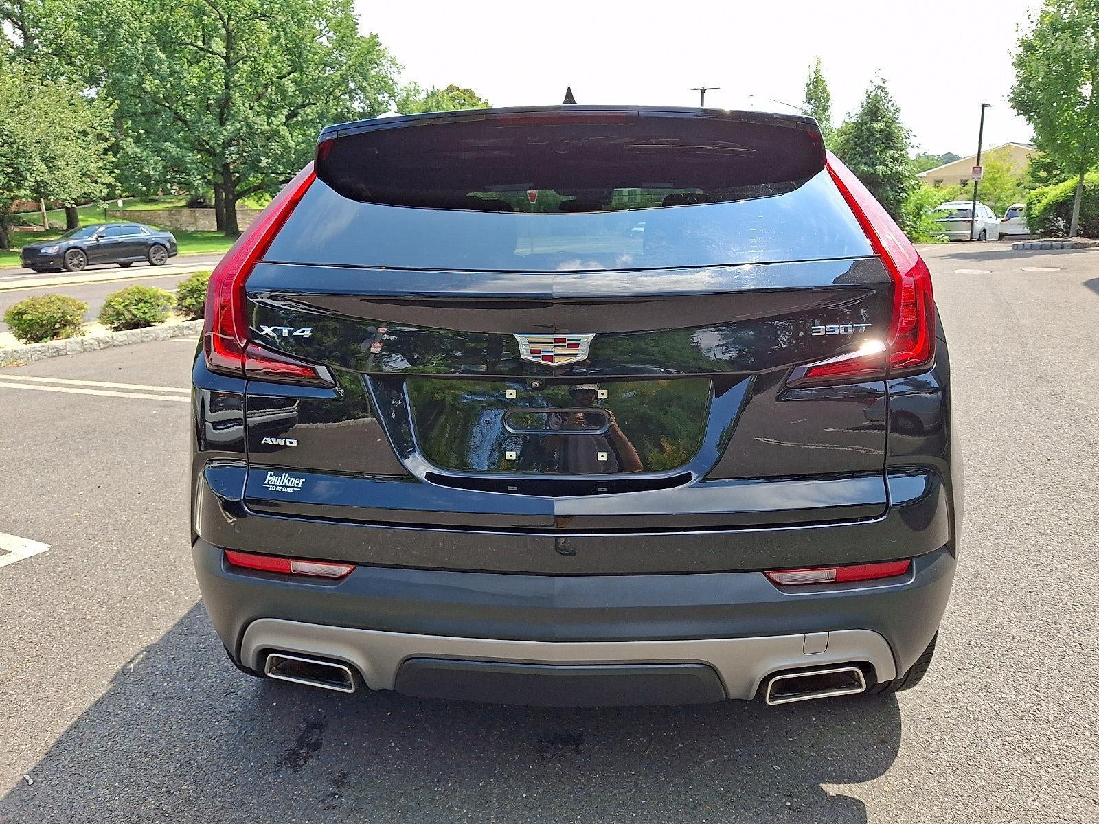 2023 Cadillac XT4 AWD 4dr Premium Luxury