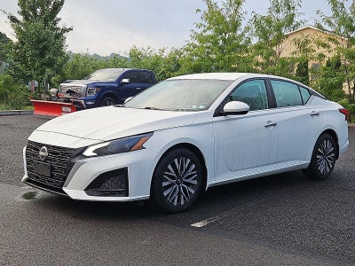 2023 Nissan Altima SV
