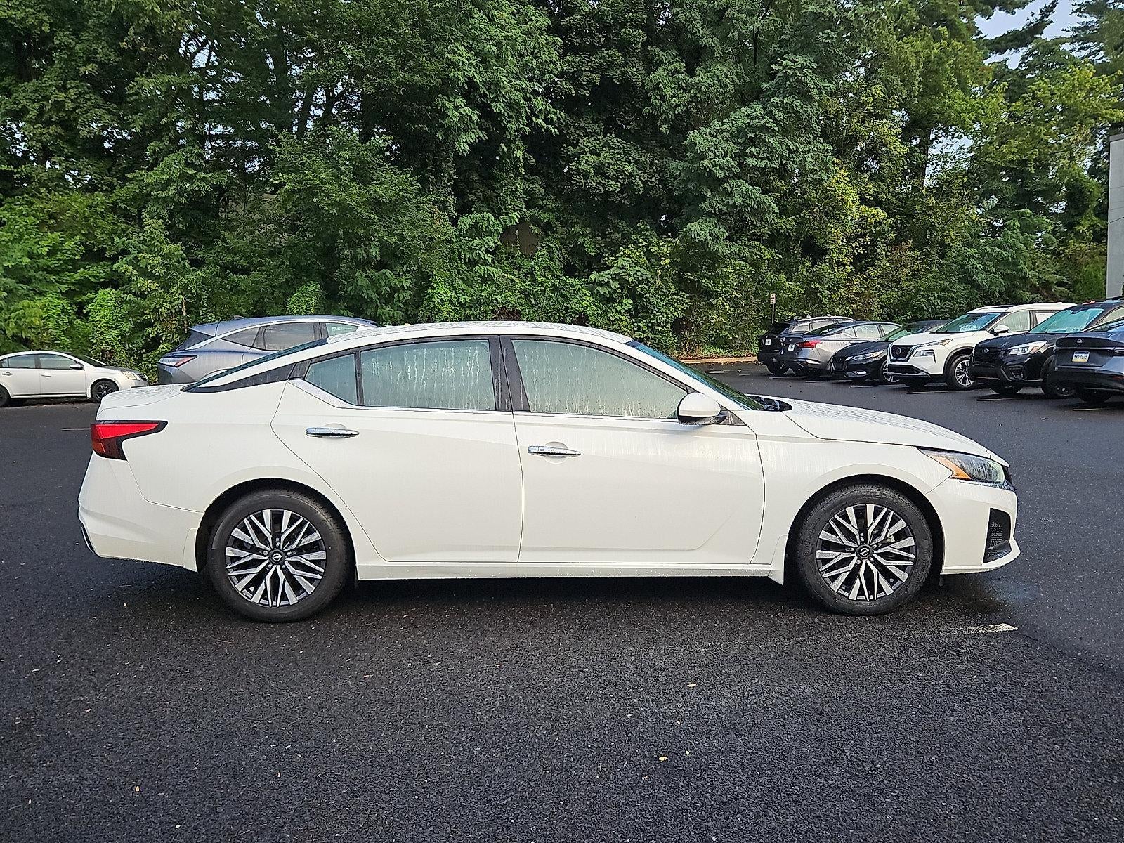 2023 Nissan Altima SV