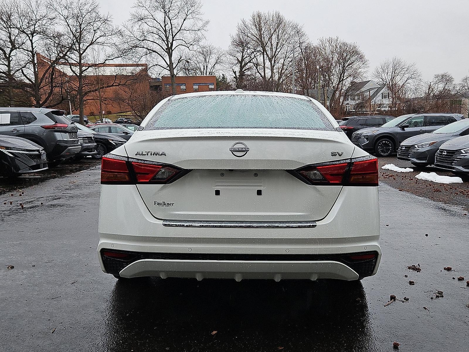 2023 Nissan Altima SV