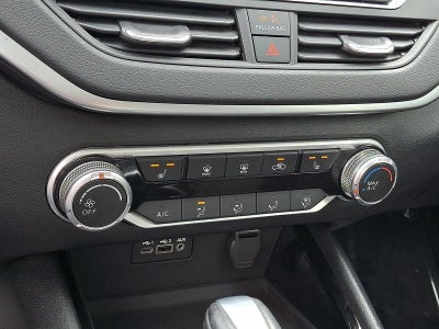 2022 Nissan Altima SV