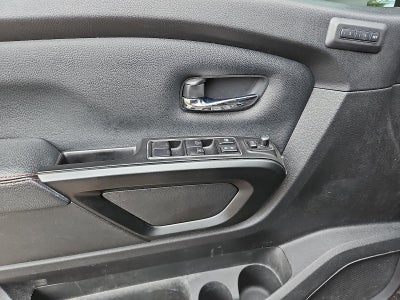 2024 Nissan TITAN Crew Cab PRO-4X®