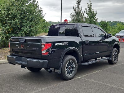2024 Nissan TITAN Crew Cab PRO-4X®