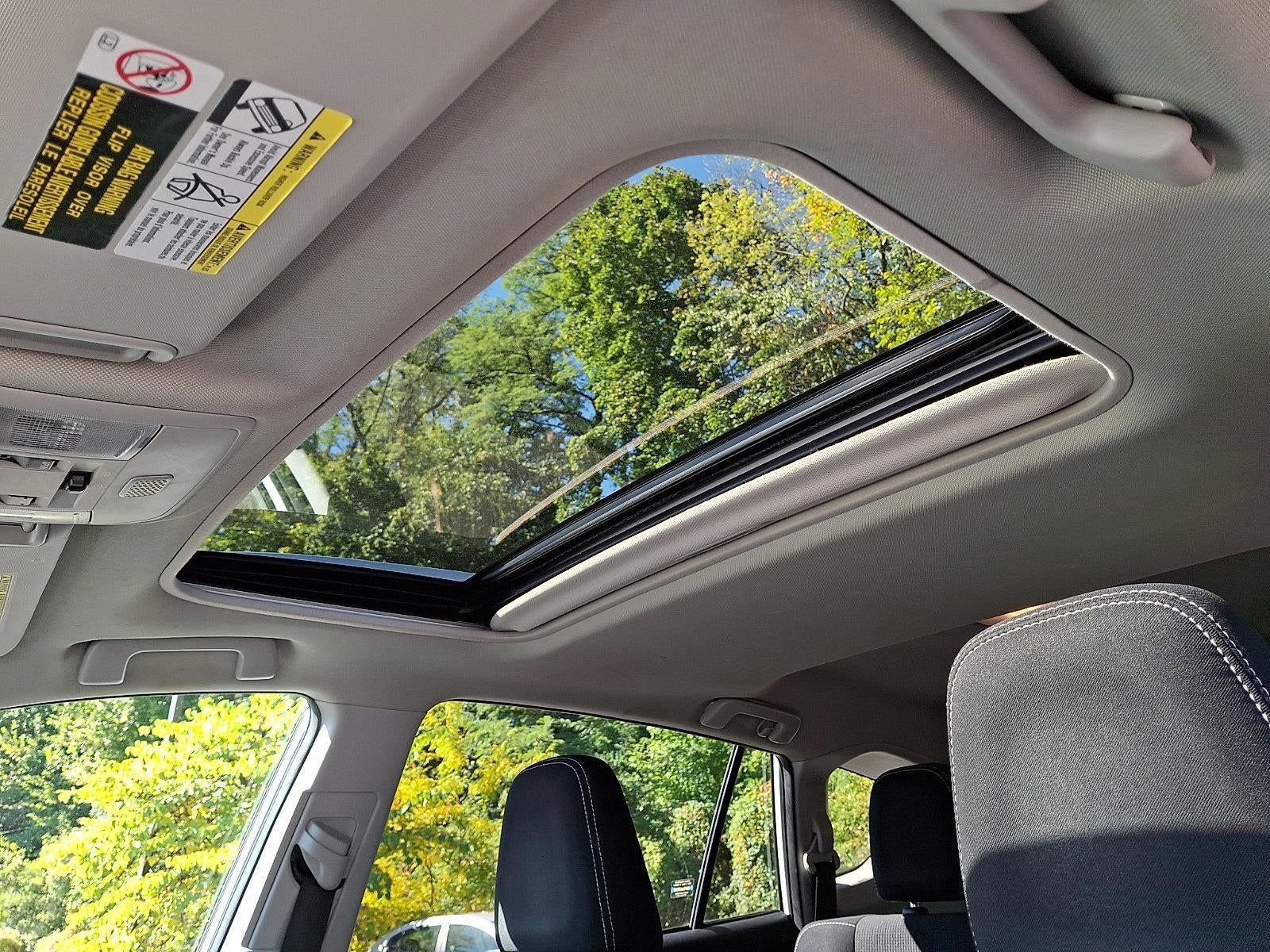 2018 Toyota RAV4 XLE AWD (Natl)