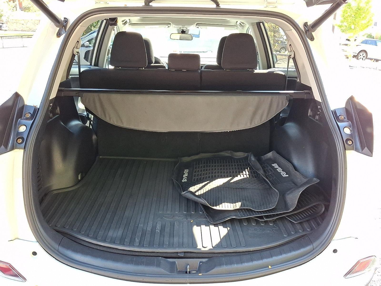 2018 Toyota RAV4 XLE AWD (Natl)