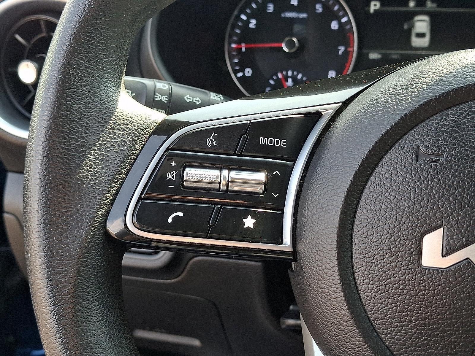 2023 Kia Forte LXS IVT
