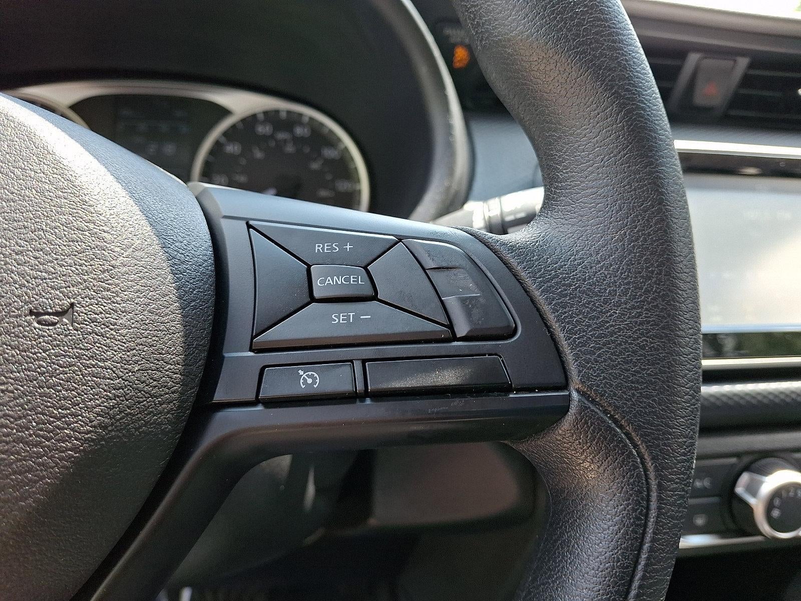 2023 Nissan Kicks S