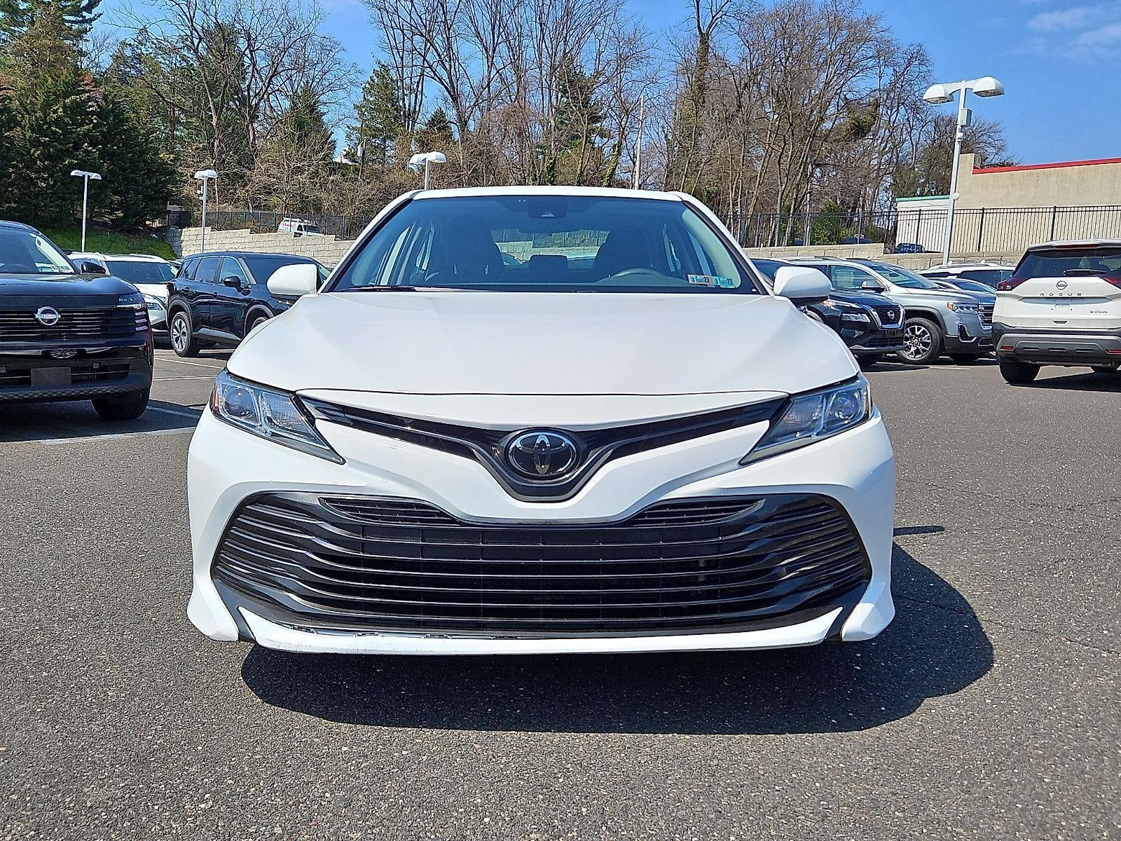 2019 Toyota Camry LE Auto (SE)