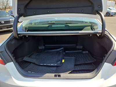 2019 Toyota Camry LE Auto (SE)