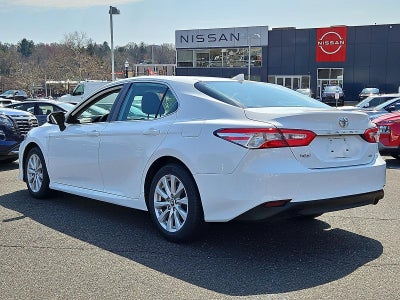 2019 Toyota Camry LE Auto (SE)
