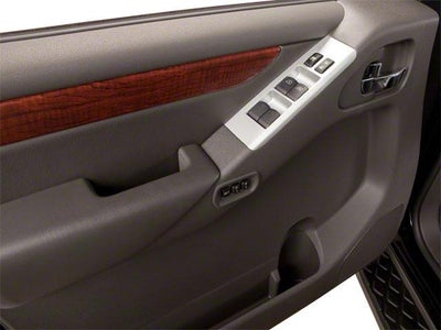 2011 Nissan Pathfinder 4WD 4dr V6 Silver