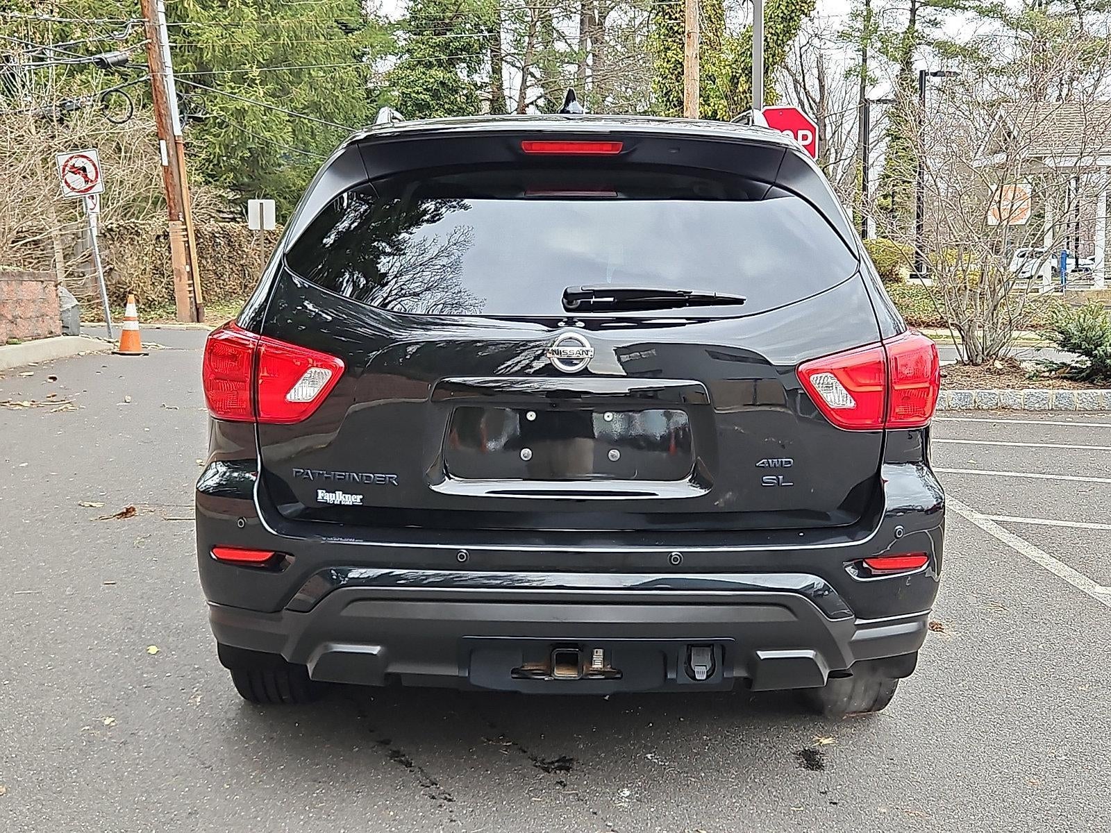 2019 Nissan Pathfinder SL 4WD