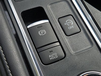 2023 Nissan Pathfinder SV