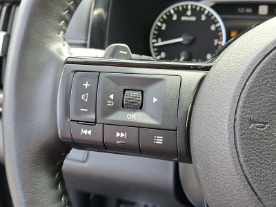 2024 Nissan Pathfinder SL