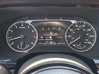 2024 Nissan Pathfinder SL