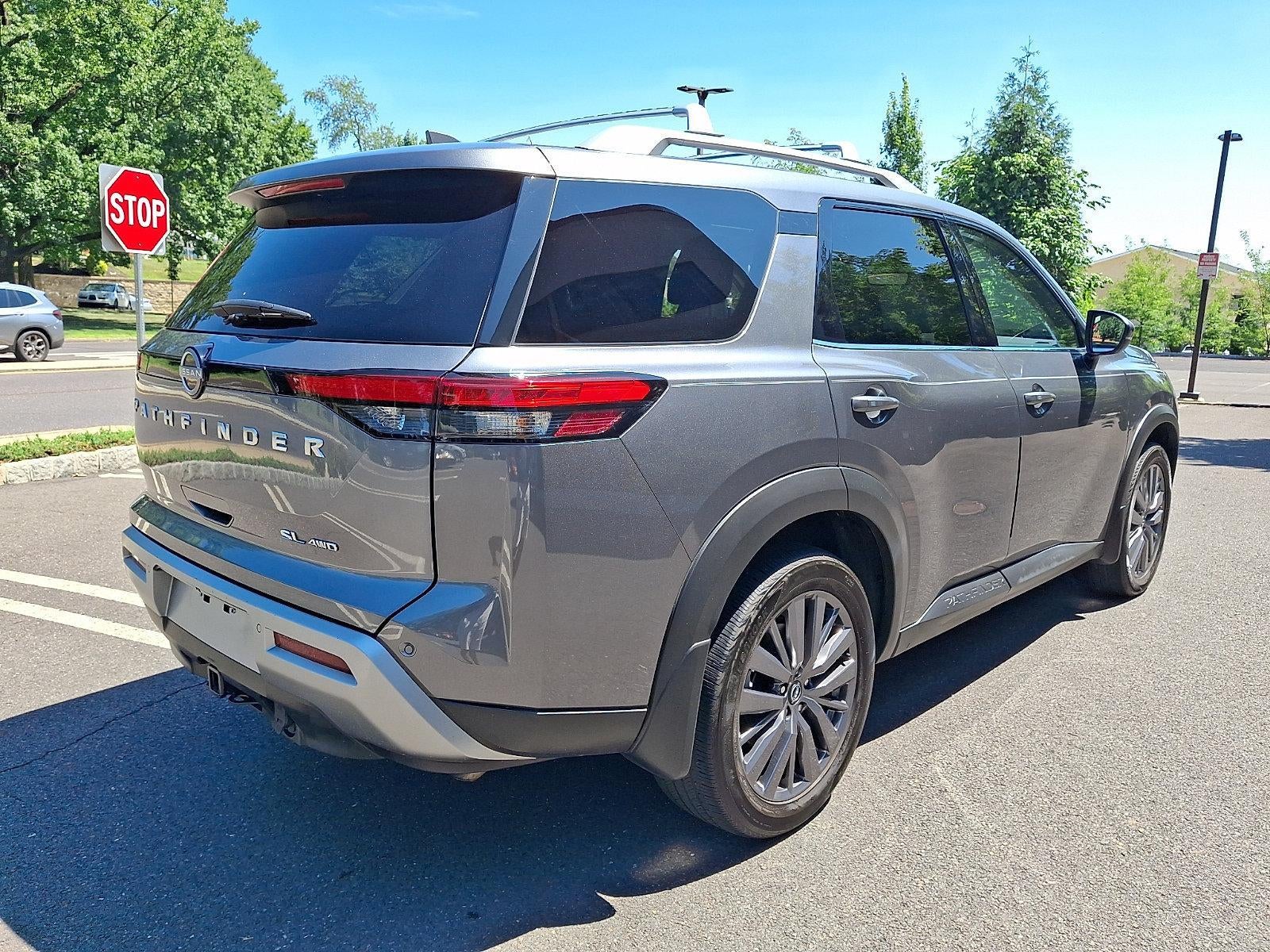 2024 Nissan Pathfinder SL